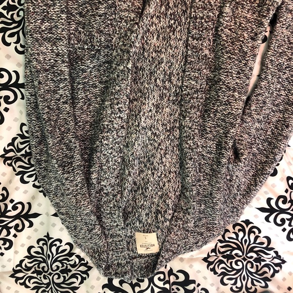 Hollister Sweaters - Hollister cardigan